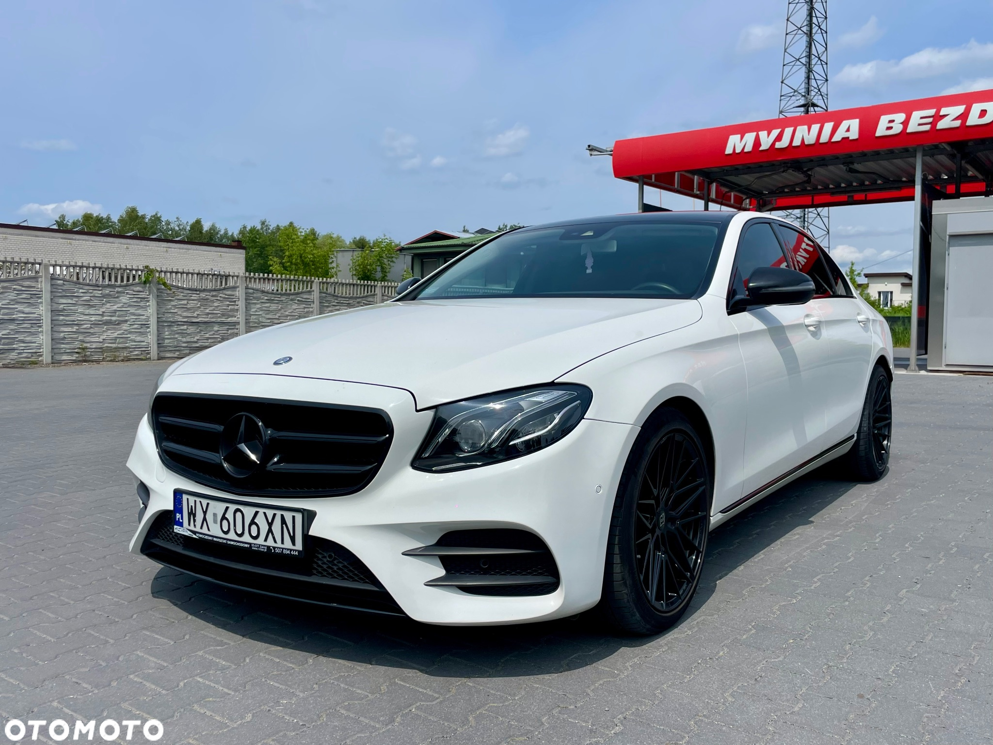 Mercedes-Benz Klasa E 220 d 9G-TRONIC Sportstyle Edition - 16