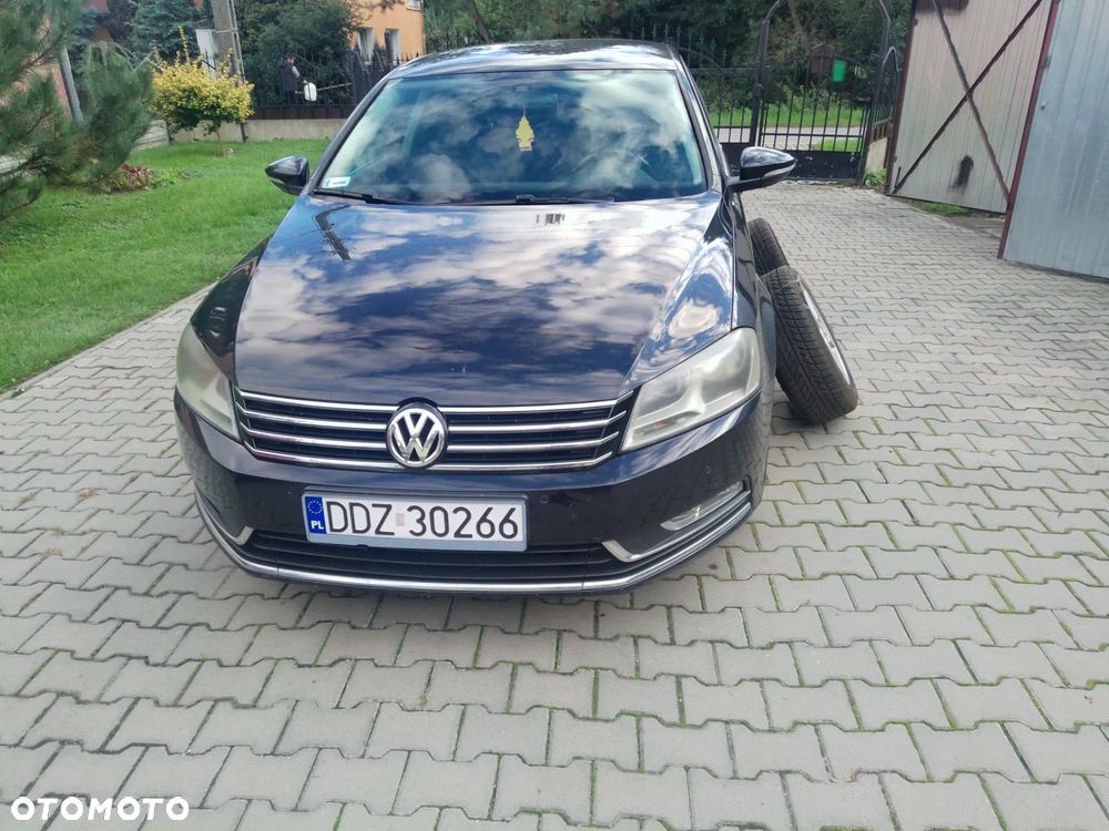 Volkswagen Passat 1.6 TDI Trendline - 5