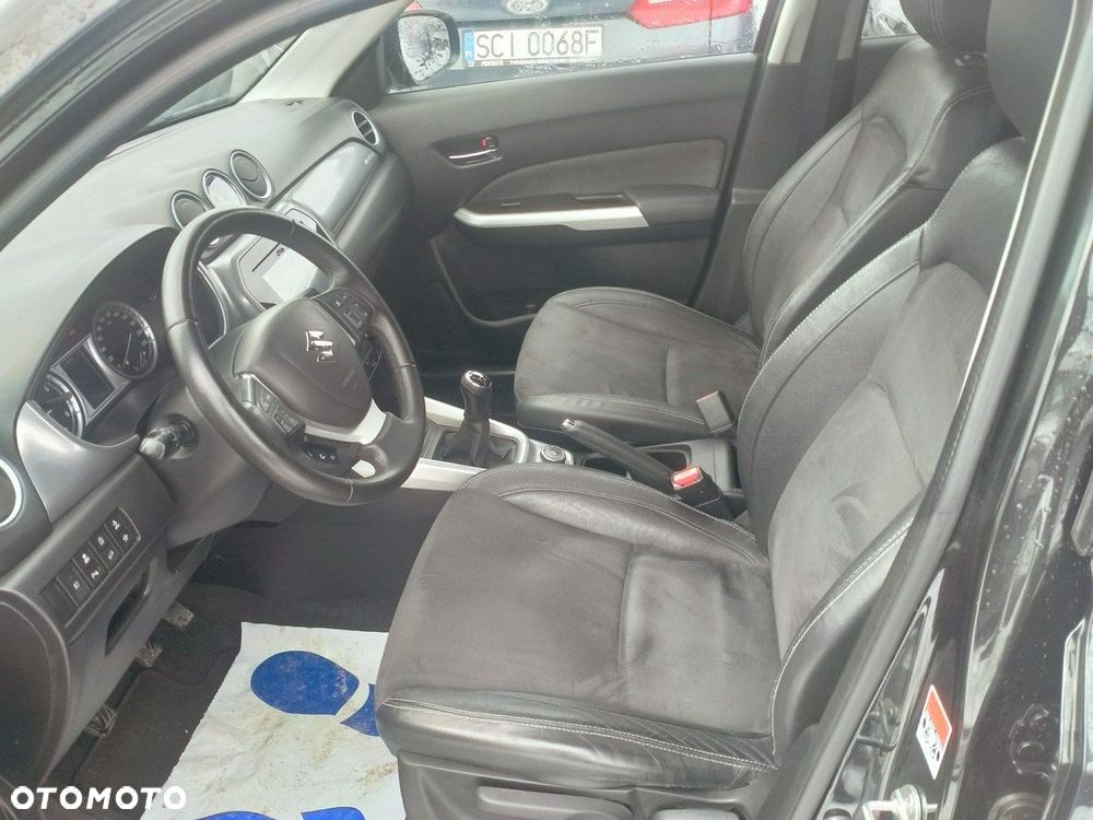 Suzuki Vitara - 11
