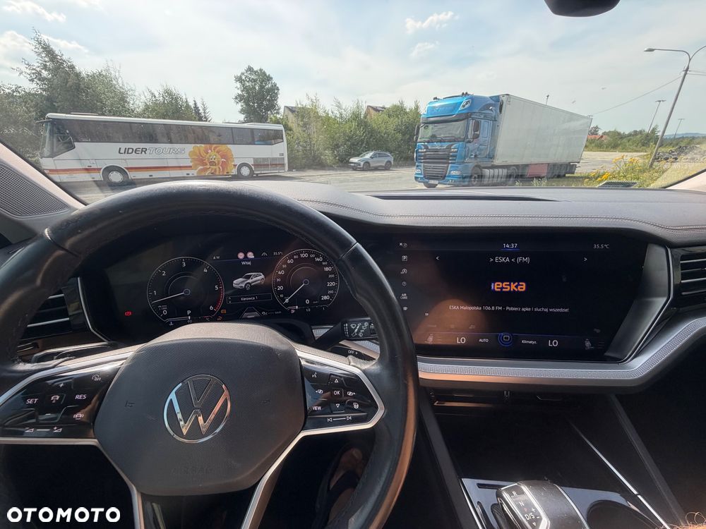 Volkswagen Touareg - 26