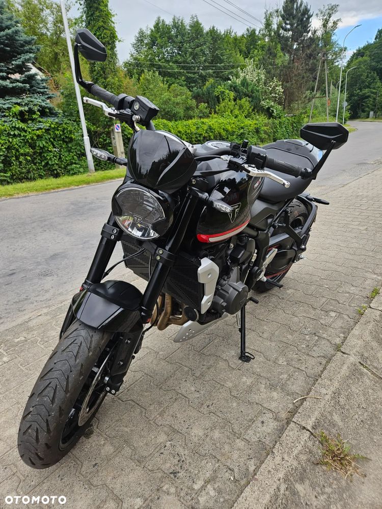 Triumph Trident - 15