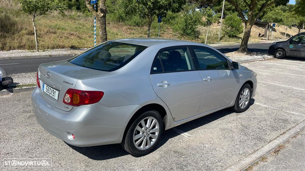 Toyota Corolla 1.4 D-4D Sol MMT - 9