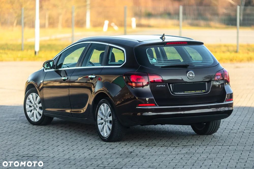 Opel Astra 1.4 Selection - 12