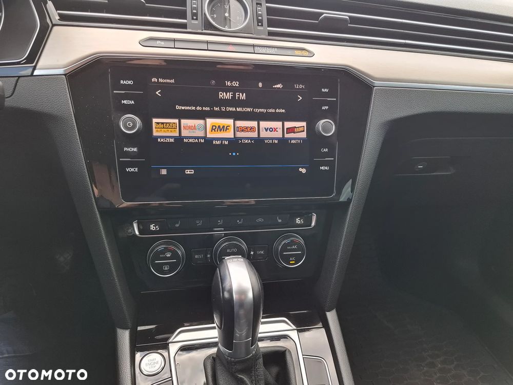 Volkswagen Passat 2.0 TDI BMT Highline DSG7 - 34