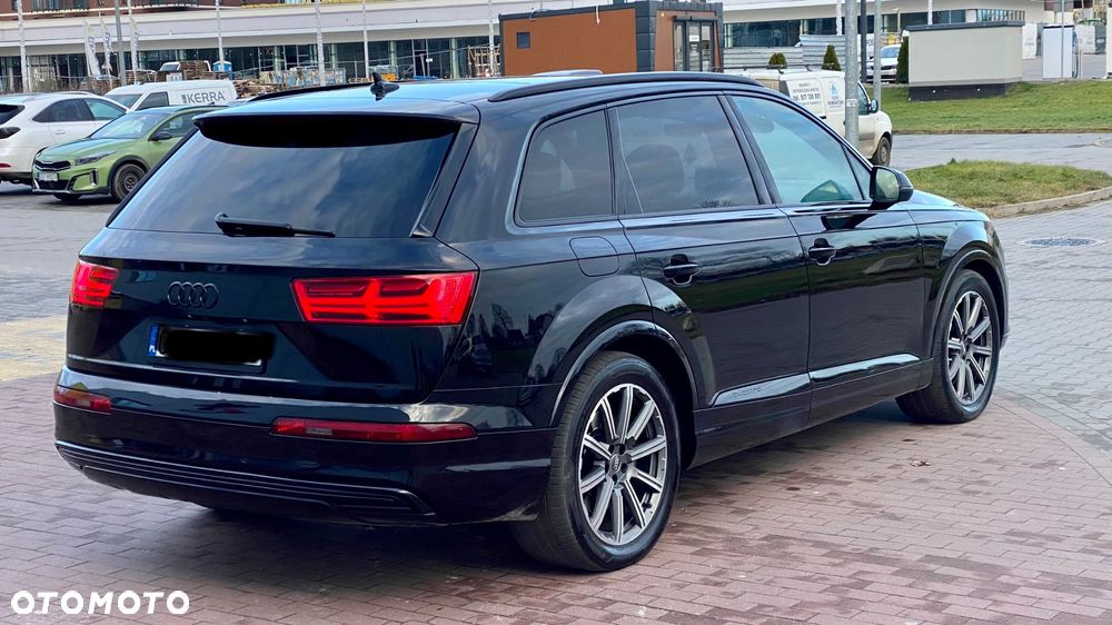 Audi Q7 3.0 TDI DPF Quattro Tiptronic - 25
