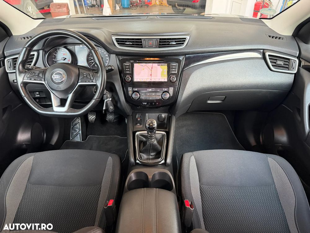 Nissan Qashqai 1.3 DIG-T SHIRO - 5
