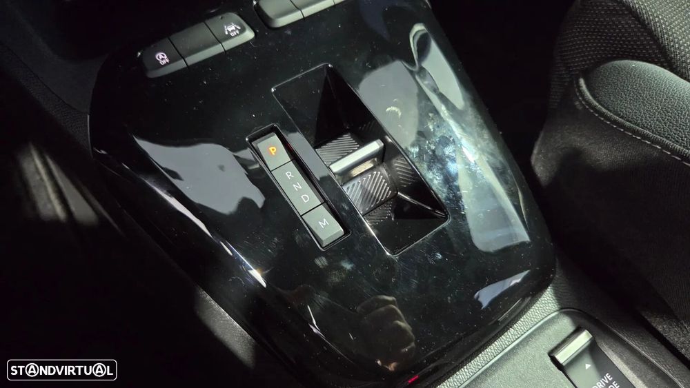 Opel Corsa 1.2 T Hybrid EdCT - 26