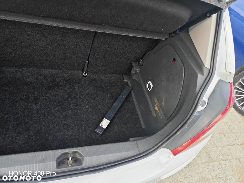 Opel Corsa 1.2 16V Enjoy - 17