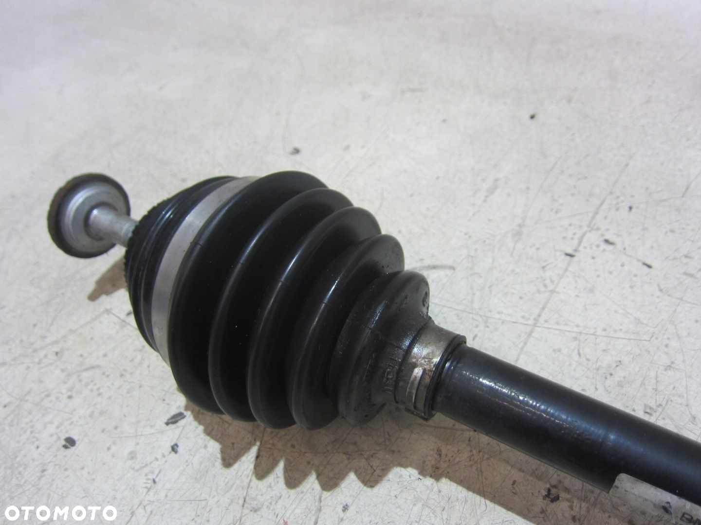 BMW F36 F30 F20 F34 4X4 PÓŁOŚ LEWA PRZEDNIA LEWY PRZÓD 7597693 31607597693 - 4