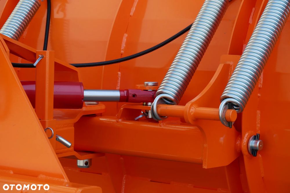 Inny Pługi do śniegu 1,5m - 2,0m (kat. I/II lub 0) - 10