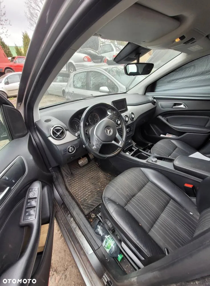 Części- Mercedes-benz b180 cdi 1796 80kW diesel  2012r. - 5