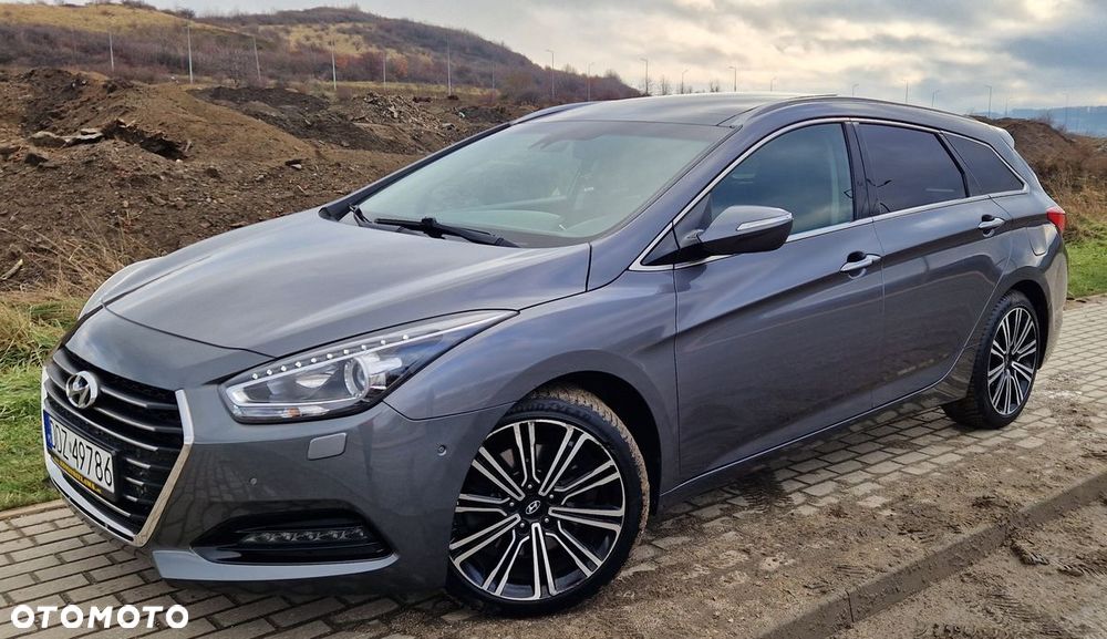 Hyundai i40 Kombi 1.7 CRDi DCT Premium - 1