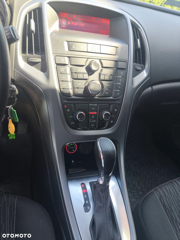 Opel Astra 1.4 T Enjoy - 11