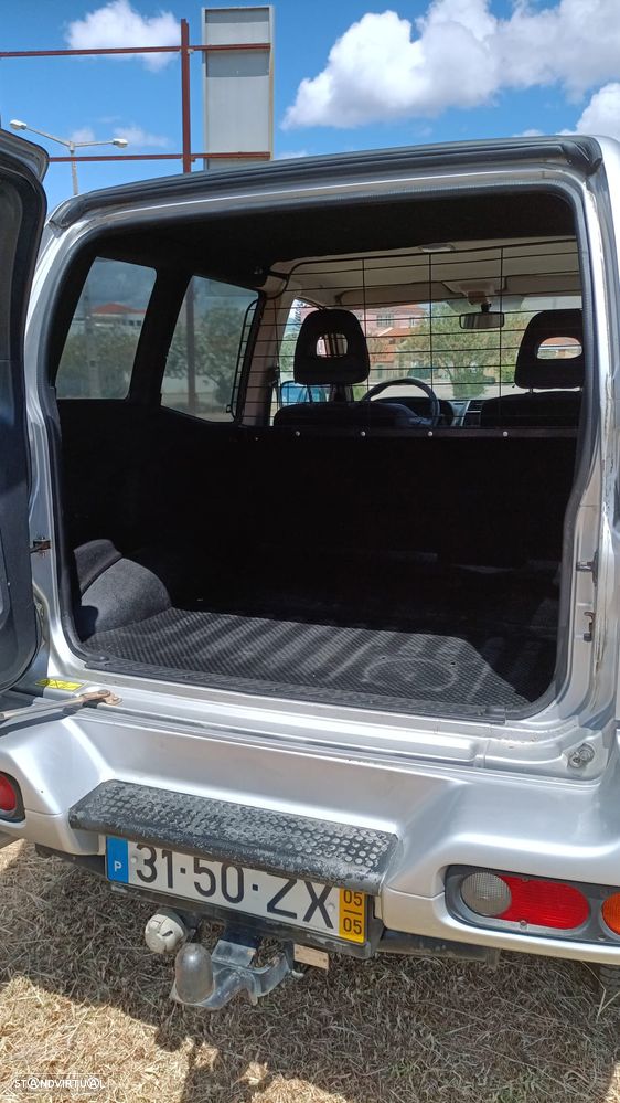 Nissan Terrano 3.0 TDi Luxury - 16