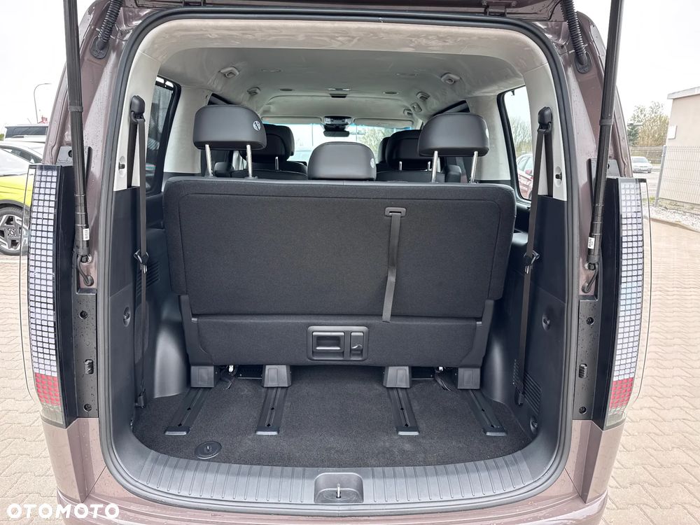 Hyundai Staria 1.6 T-GDI HEV Luxury - 29