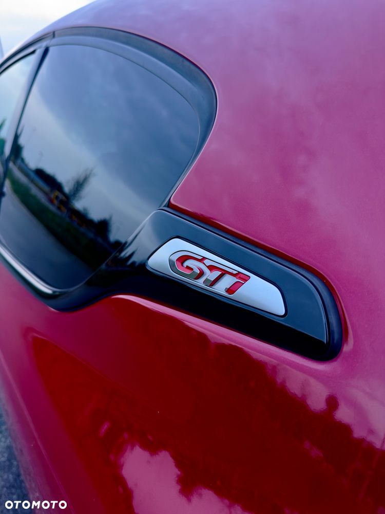 Peugeot 208 GTI 200 THP - 6