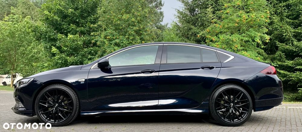 Opel Insignia 2.0 BiTurbo 4x4 Dynamic - 2