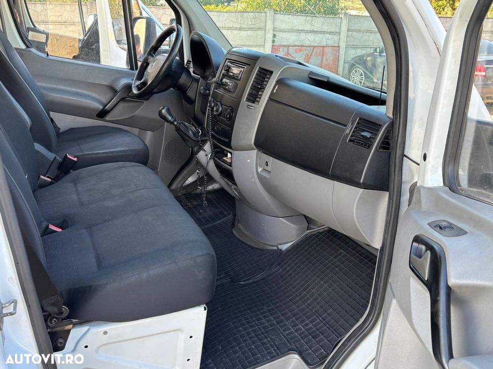 Mercedes-Benz Sprinter - 6