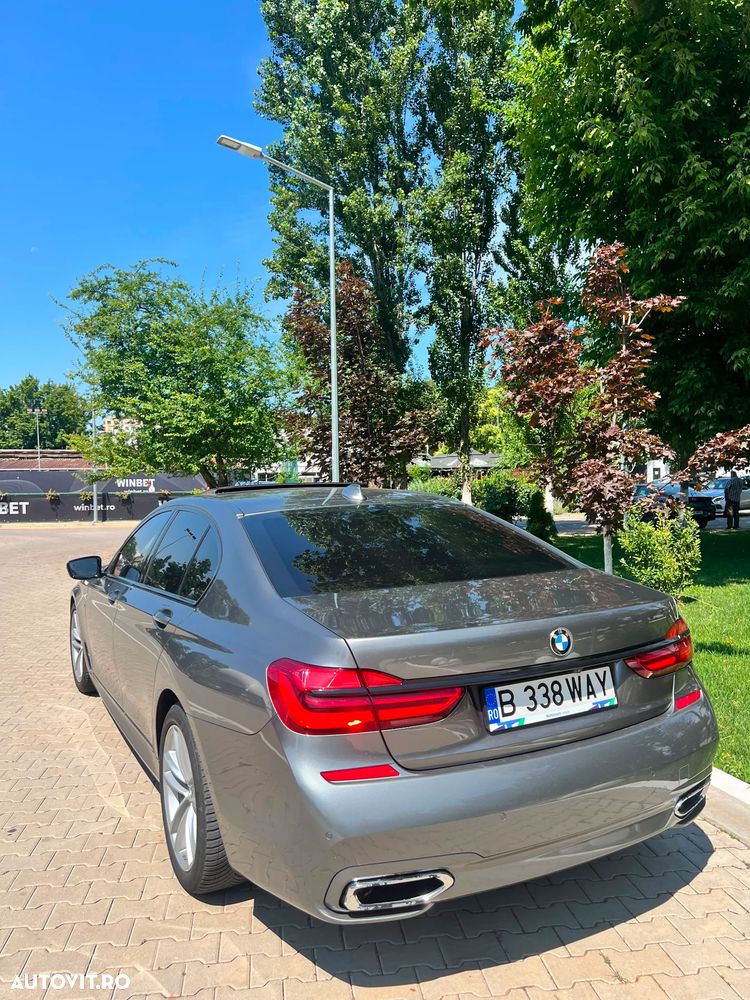BMW Seria 7 730d xDrive - 21