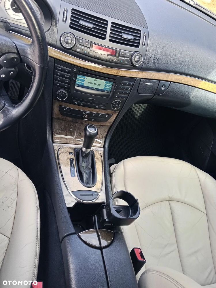 Mercedes-Benz Klasa E - 11