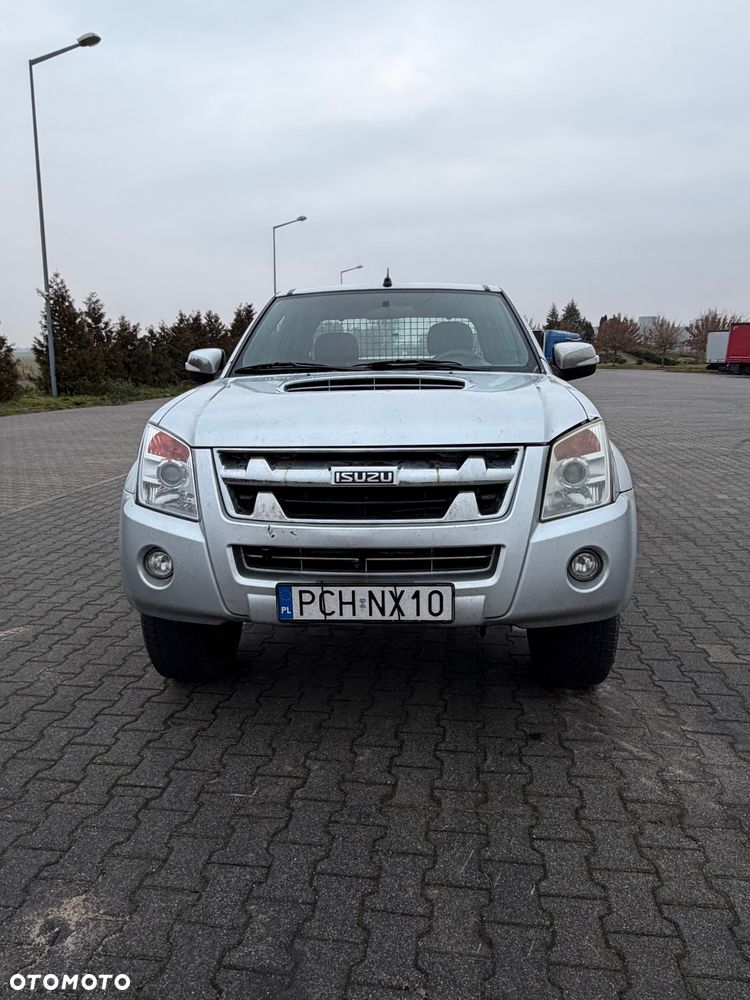 Isuzu D-Max 4x4 Space Cab Autm Custom - 2