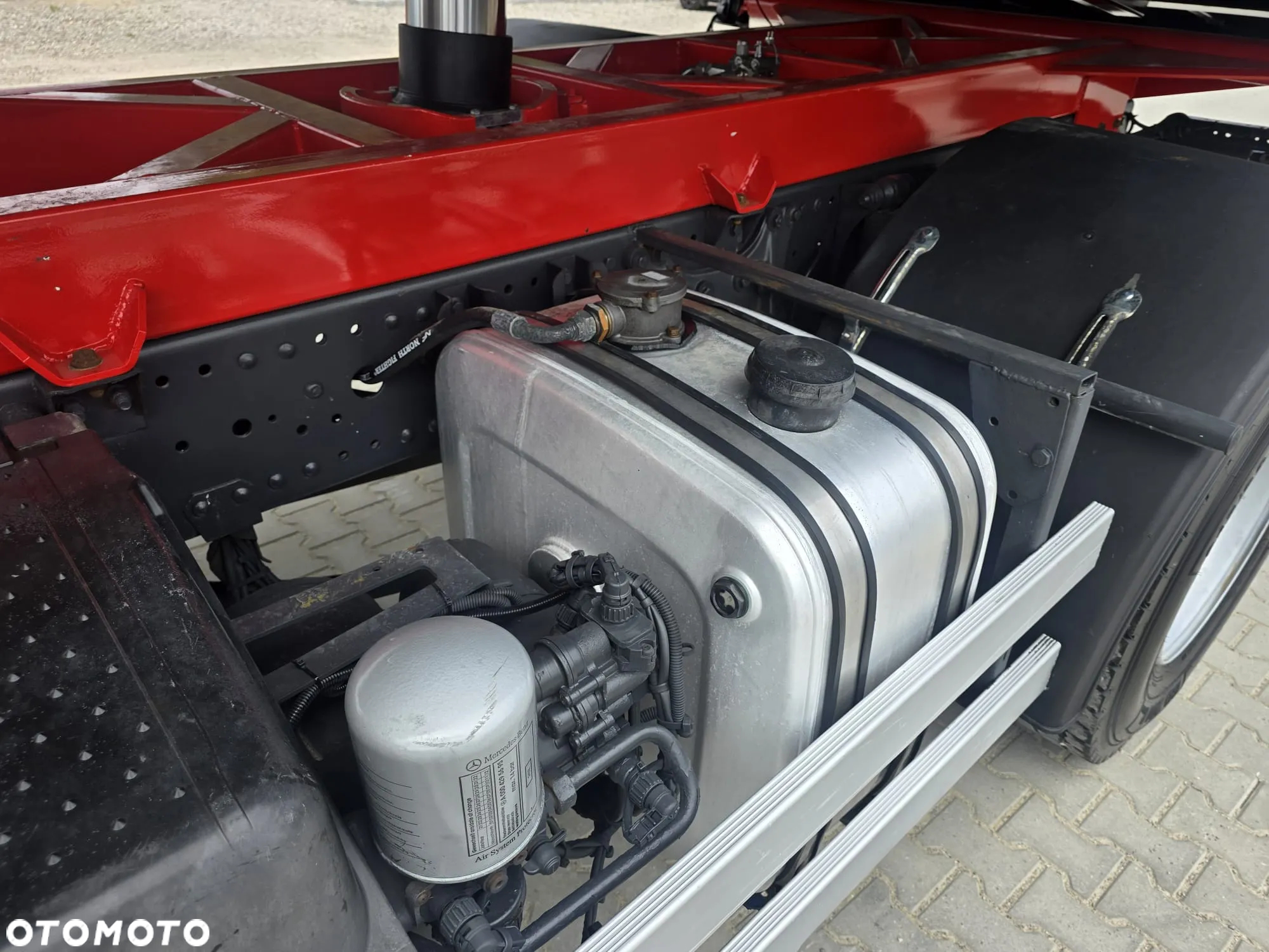 Mercedes-Benz AXOR 1824 / EURO 5 / WYWROTKA 3 STRONNA - 13