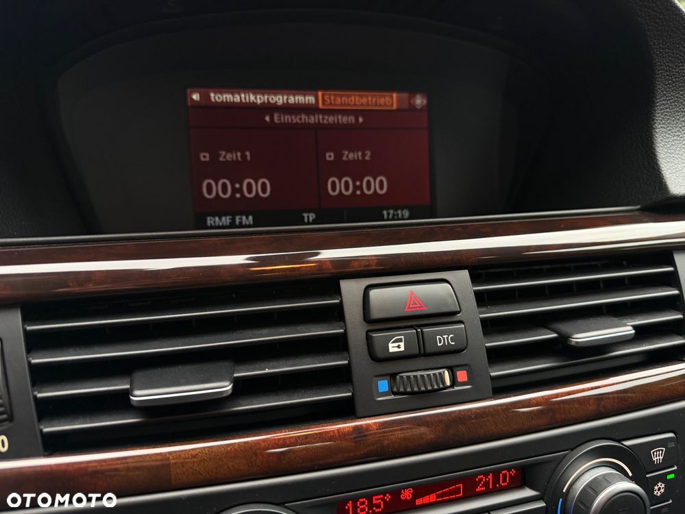 BMW Seria 3 320i Edition Exclusive - 29