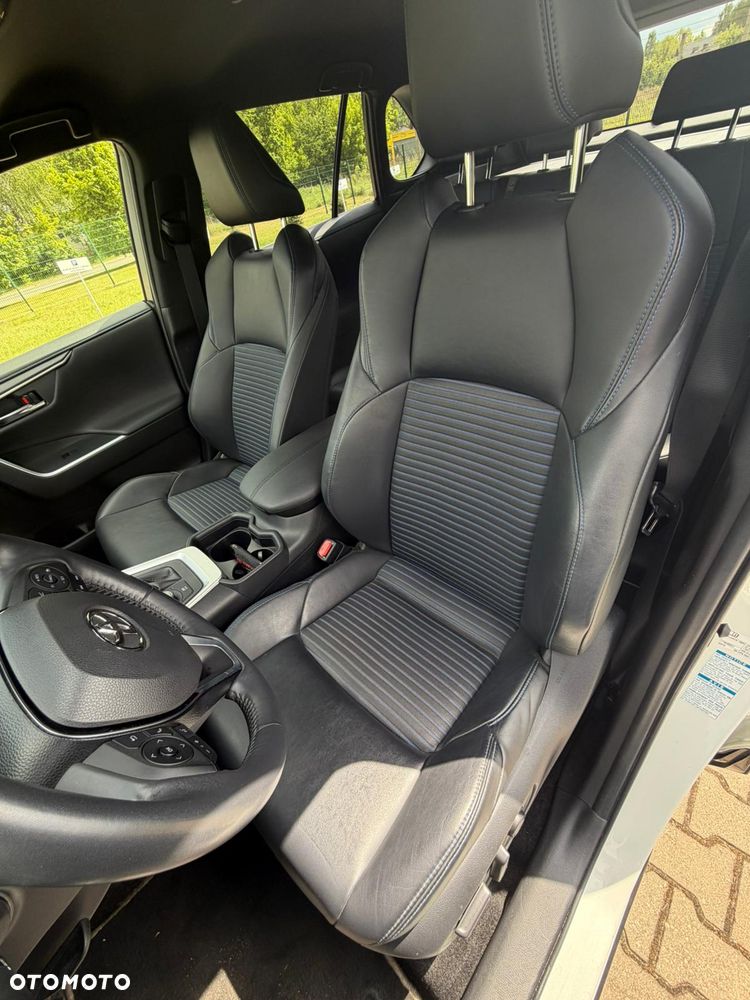 Toyota RAV4 - 14