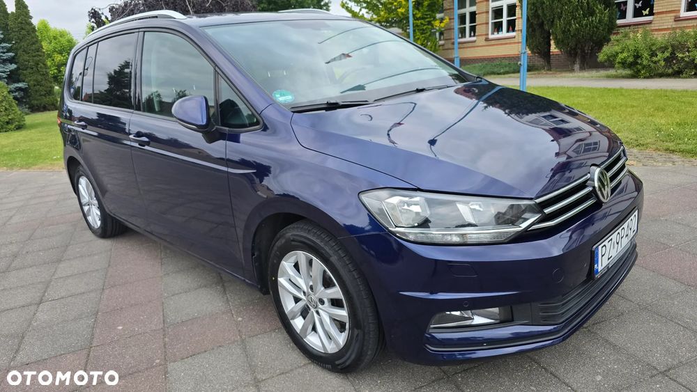 Volkswagen Touran - 9