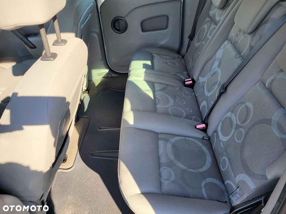 Renault Kangoo 1.6 8V 90 Happy Family - 13