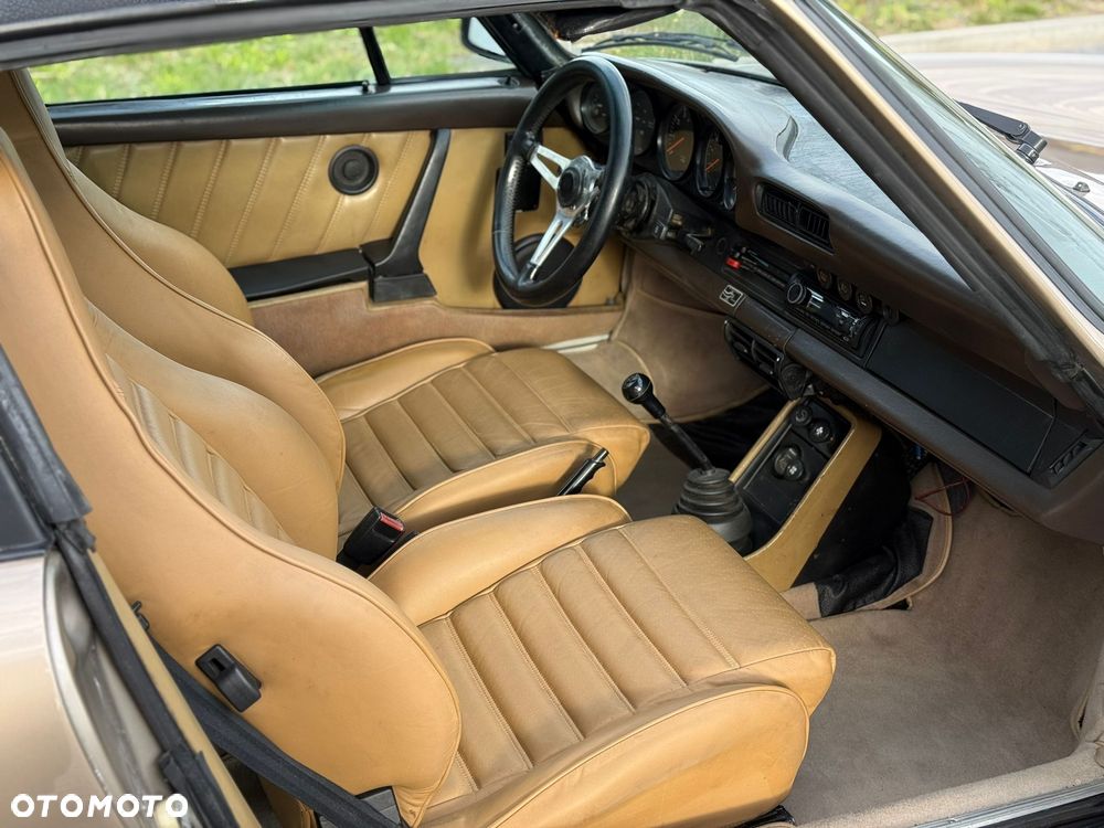 Porsche 911 - 17