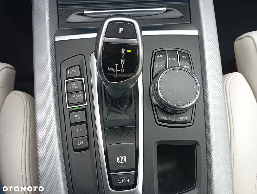 BMW X5 xDrive25d sport - 23