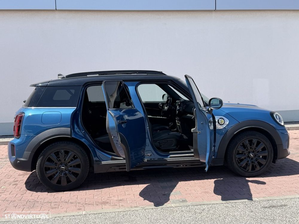 MINI Countryman Cooper SE ALL4 Sport Edition Auto — fotografia 35
