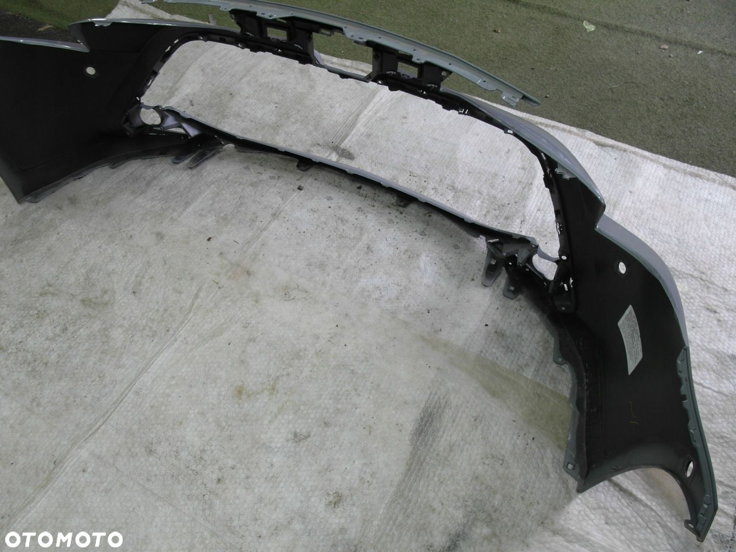 TOYOTA COROLLA E21 HB KOMBI ZDERZAK PRZEDNI - 5