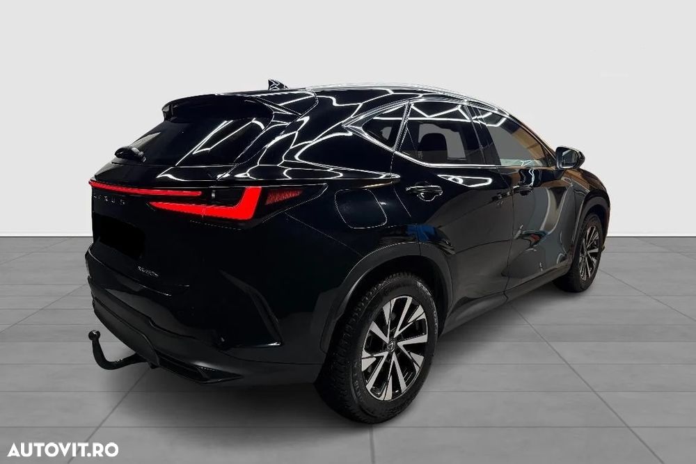 Lexus Seria NX 450h+ E-FOUR Executive Line - 7