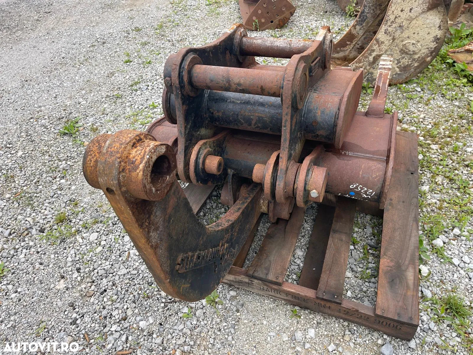 Graifer mecanic ptr excavatoare de 21-27 tone - 4