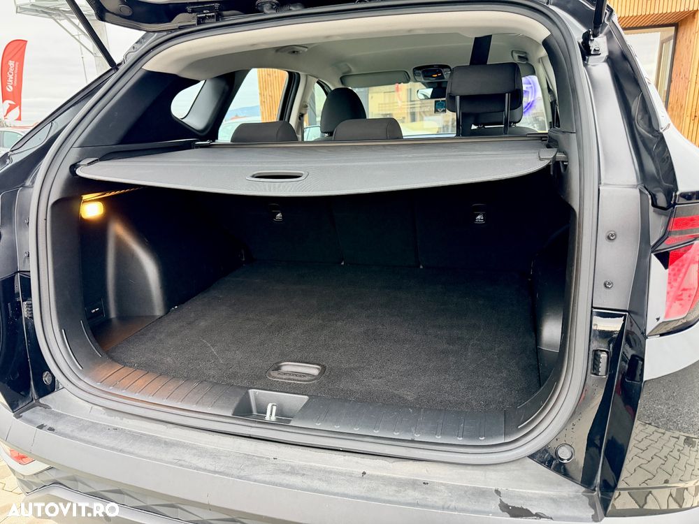 Hyundai Tucson 1.6 T-GDi HEV 2WD Trend - 12