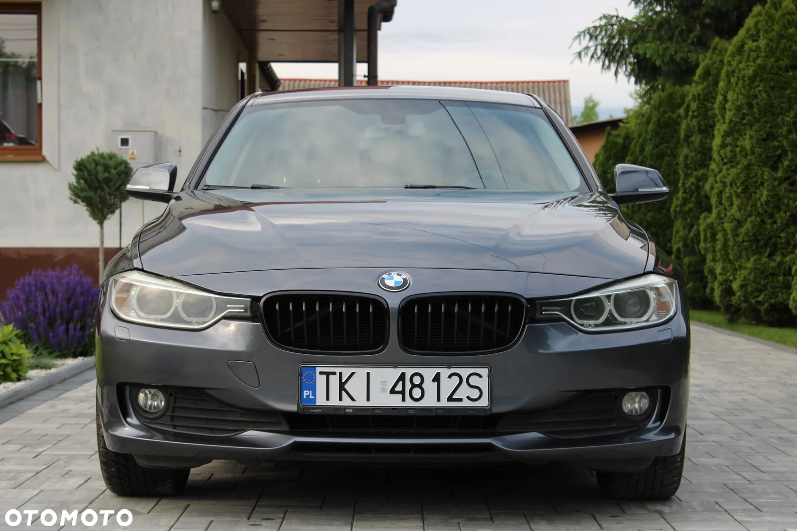 BMW Seria 3 - 16