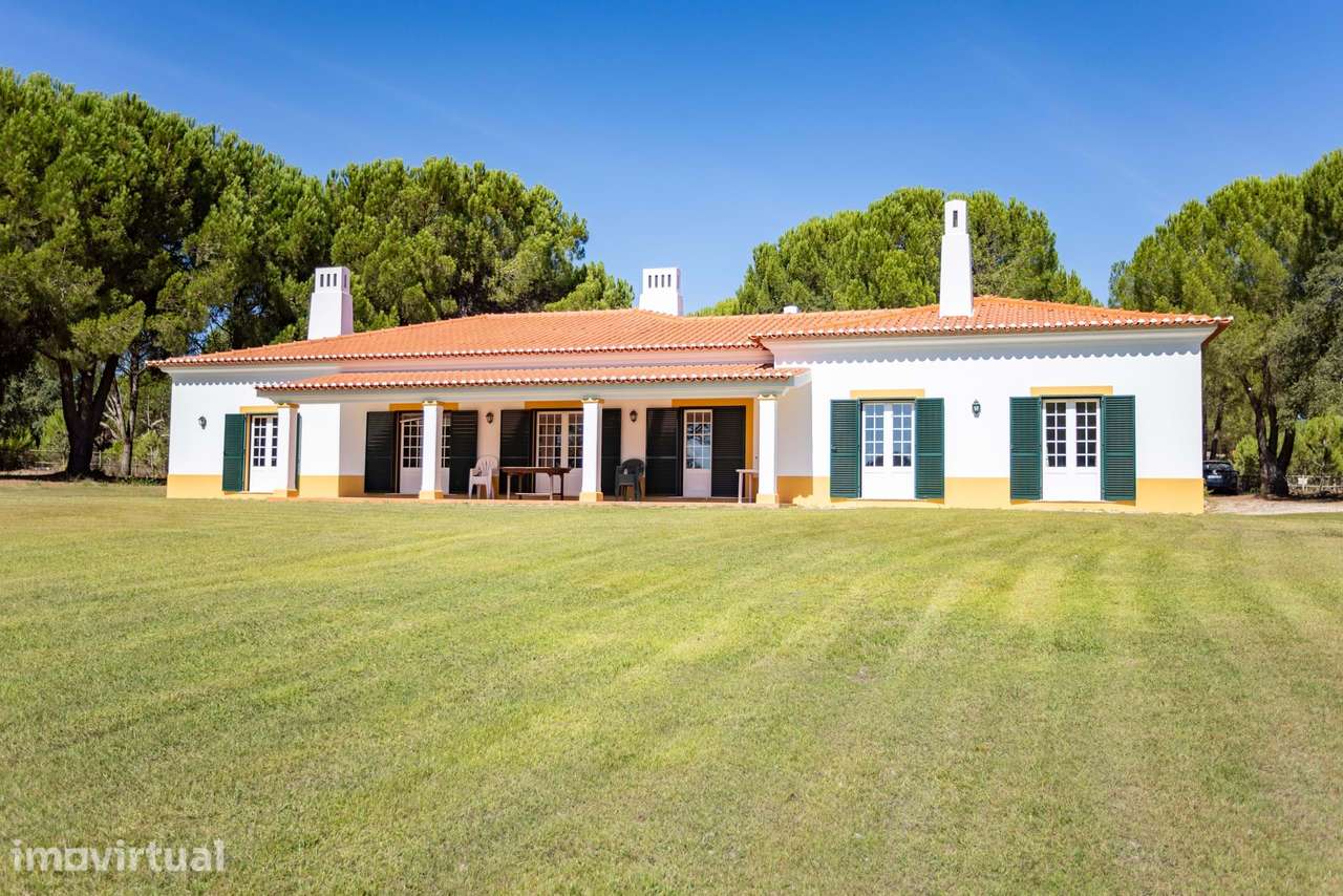 Moradia térrea T4+2 na Herdade do Zambujeiro, Benavente - Grande imagem: 2/38