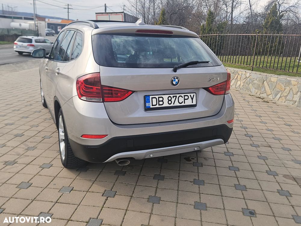 BMW X1 sDrive18d Sport Line - 10
