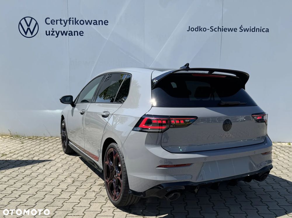 Volkswagen Golf 2.0 TSI GTI Edition 50 DSG - 8
