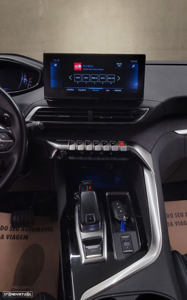 Peugeot 5008 1.2 PureTech Allure Pack EAT8 - 16