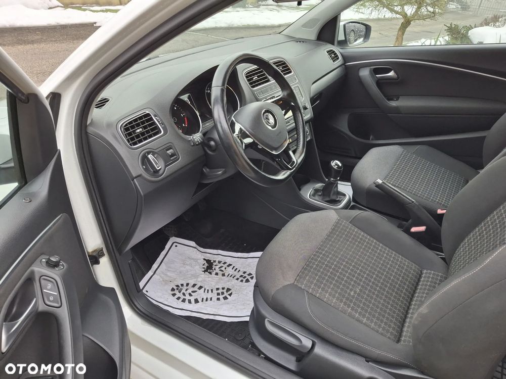 Volkswagen Polo 1.4 TDI (Blue Motion Technology) Highline - 10