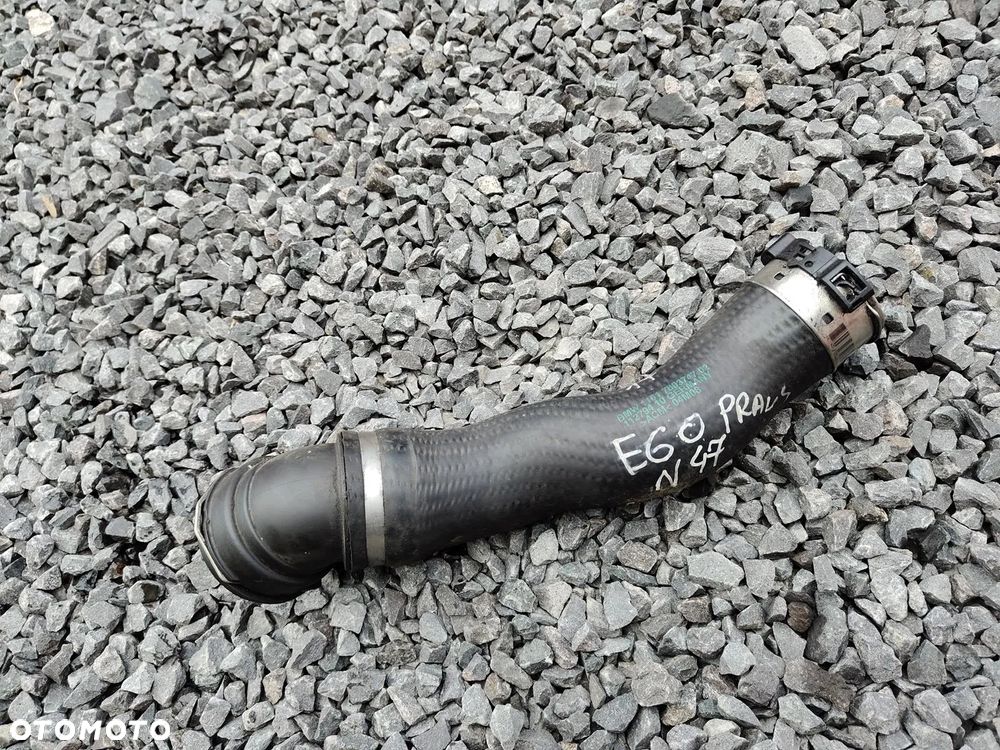 BMW E60 E61 2.0d N47 Przewód Wąż Rura Przewód INTERCOOLERA Prawa - 1