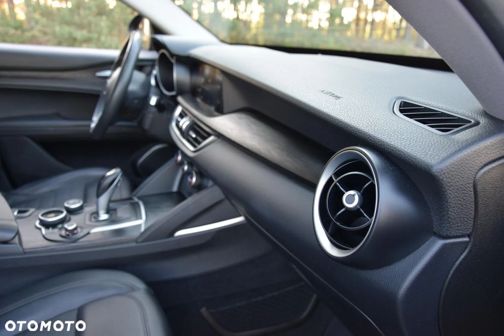 Alfa Romeo Stelvio 2.0 Turbo Super Q4 - 26
