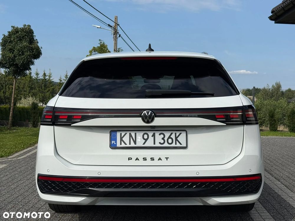 Volkswagen Passat - 33