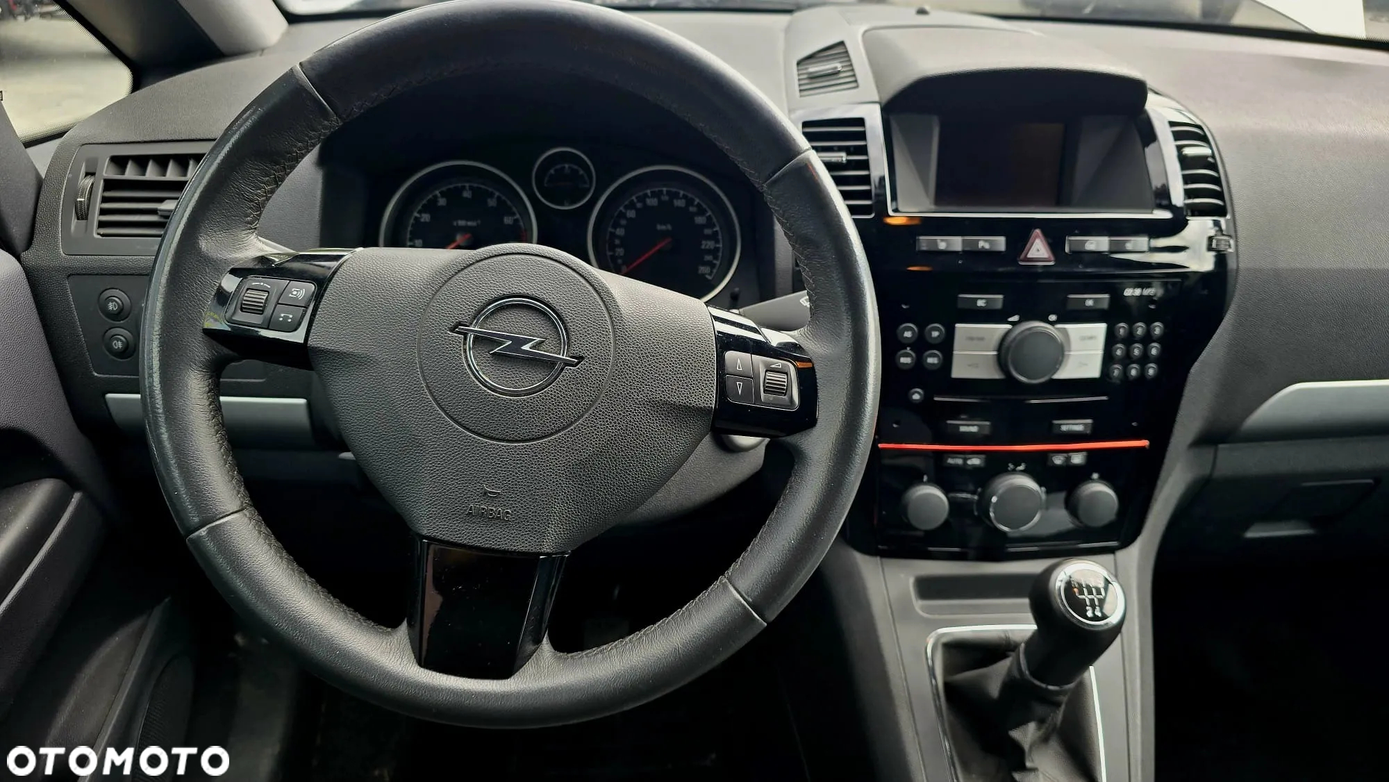 Opel Zafira 1.8 Cosmo - 14