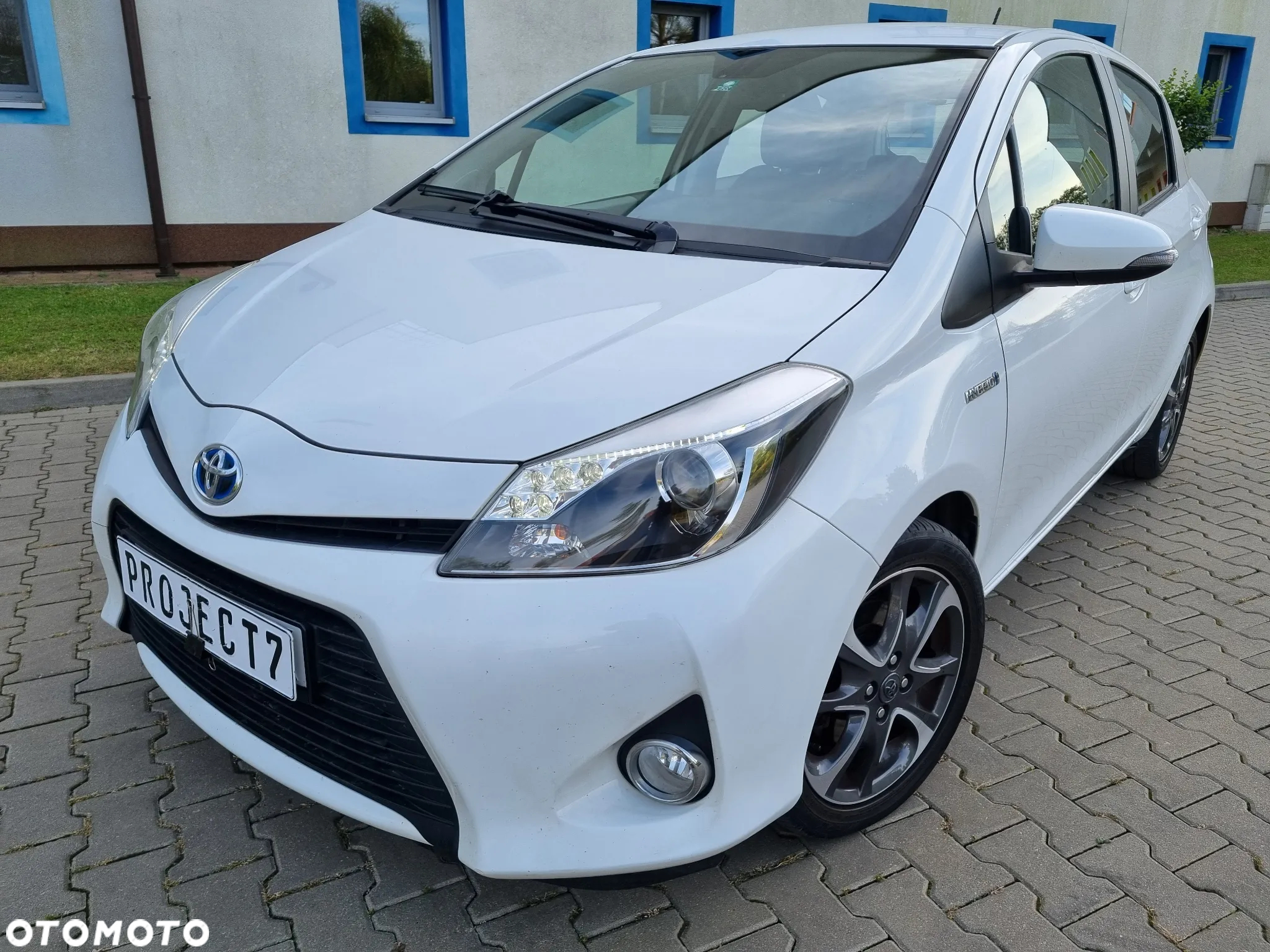 Toyota Yaris Hybrid 1.5 VVT-i Style - 17