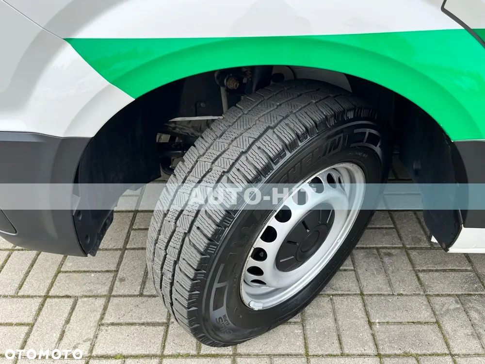 Volkswagen Crafter - 15