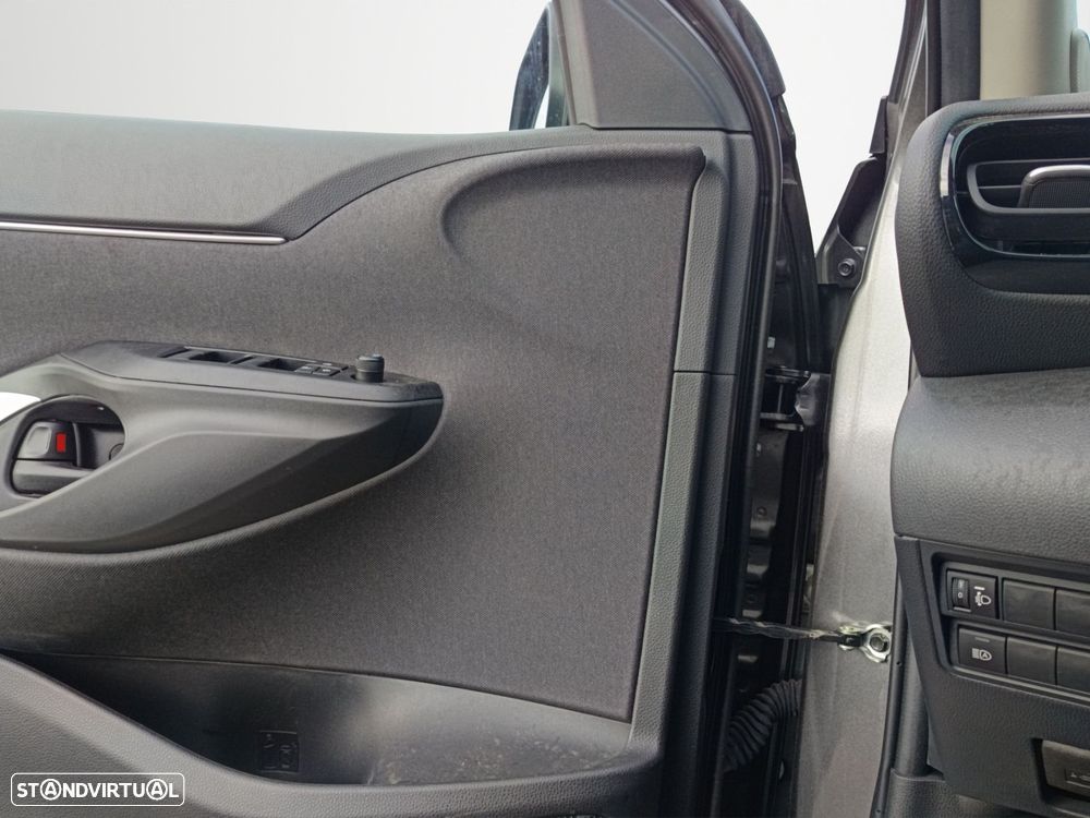 Toyota Yaris Cross 1.5 HDF Comfort Plus - 16